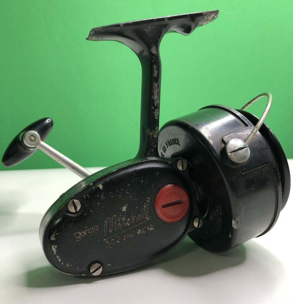 Vintage GARCIA MITCHELL 302 SALT WATER REEL Fishing Tackle Casting Lure